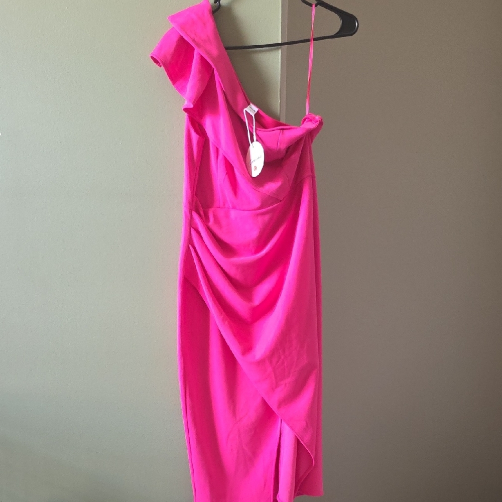 Chic One-Shoulder Pink Dress